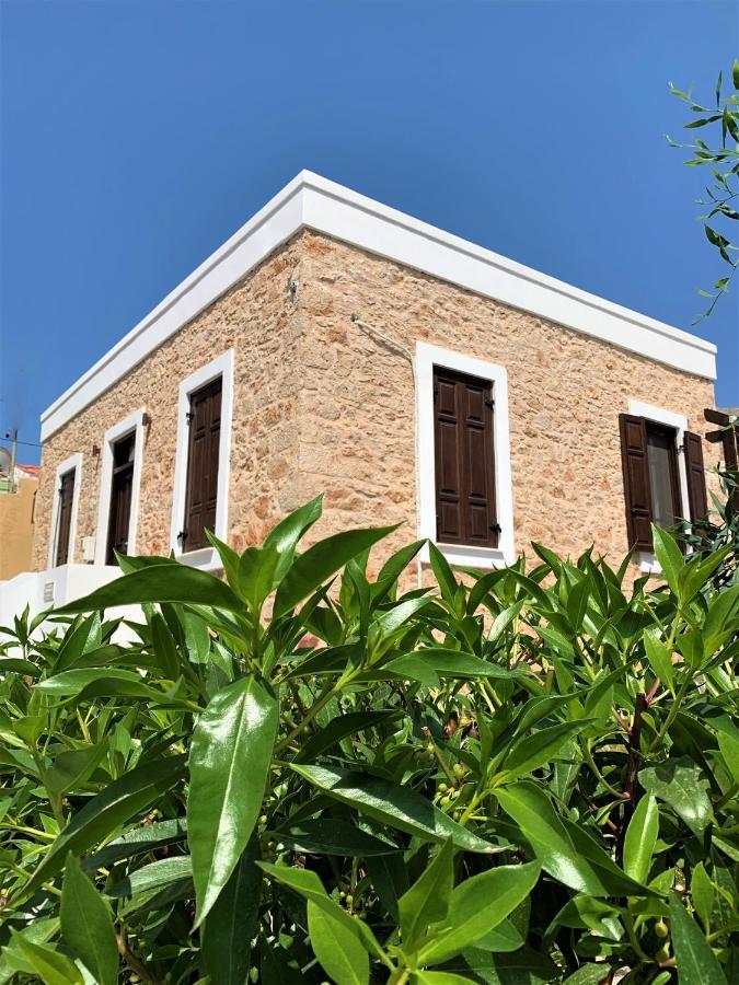 Villa Miranda Chalki Town 外观 照片