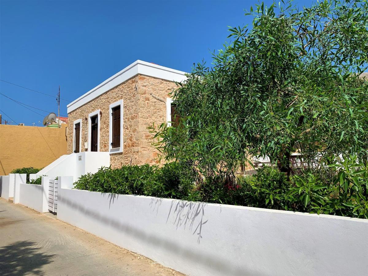 Villa Miranda Chalki Town 外观 照片