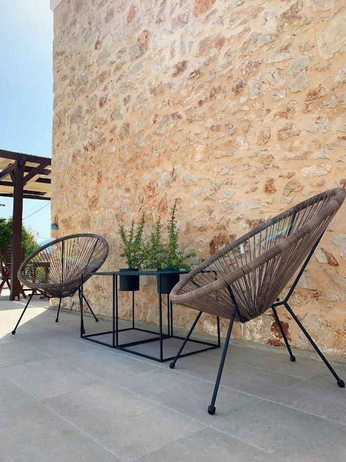 Villa Miranda Chalki Town 外观 照片